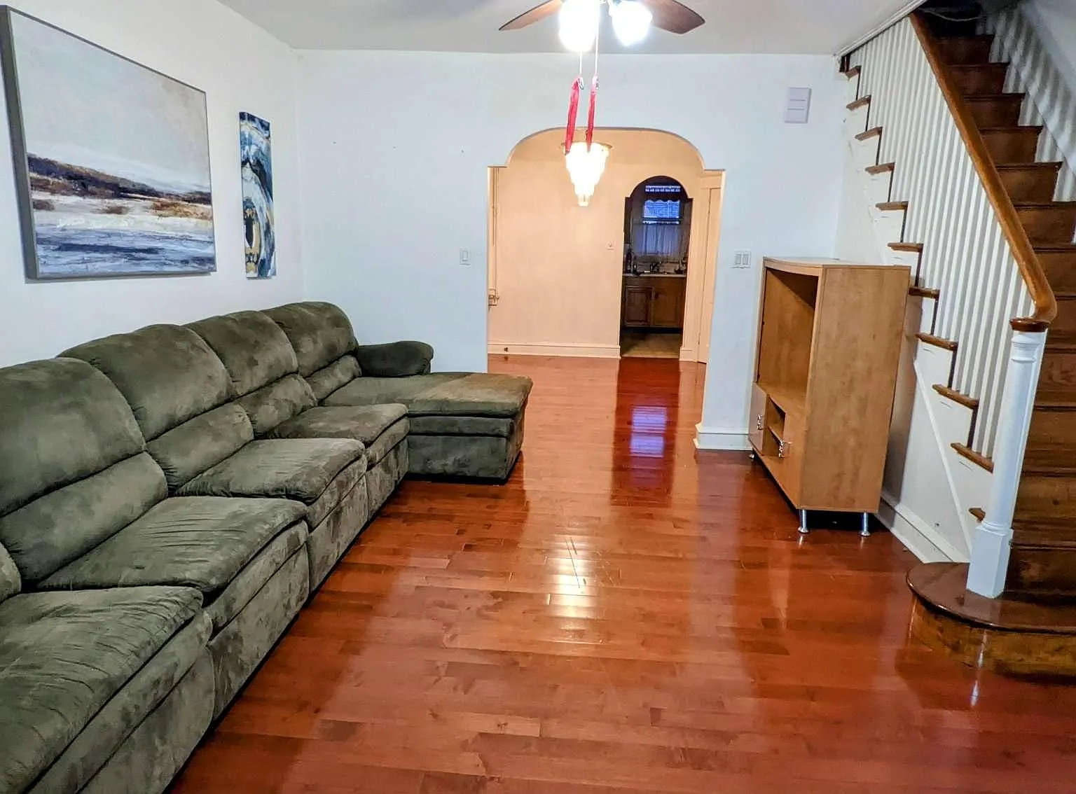 3 bed, 1.5 bath, 1140 sqft, $1,650 — Photo 3