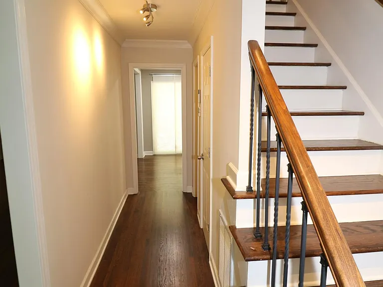 5410 Londonderry Rd — Photo 9