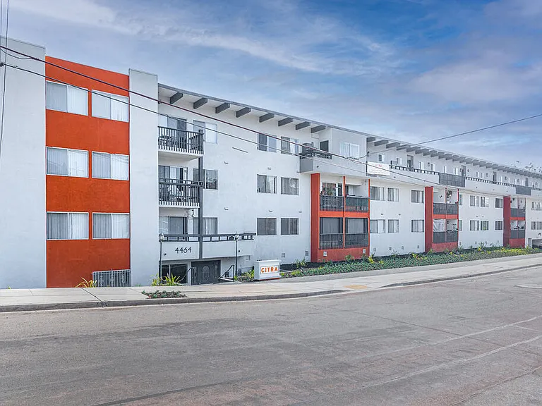 Citra Apartments — Photo 9