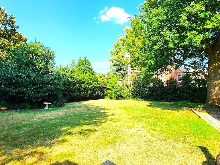 517 S Flood Ave — Photo 42
