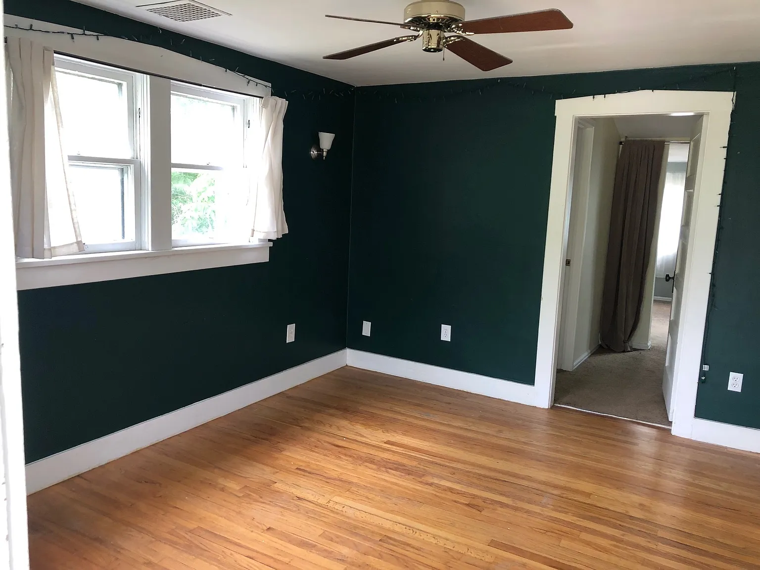 2042 Fulton St — Photo 2