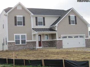 18SL Longridge Dr, Independence, OH