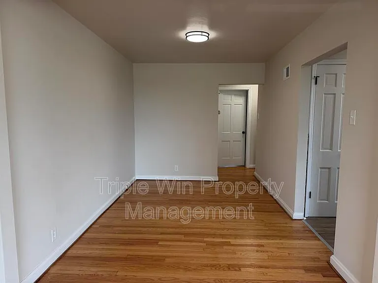 937 Chain Of Rocks Dr — Photo 14