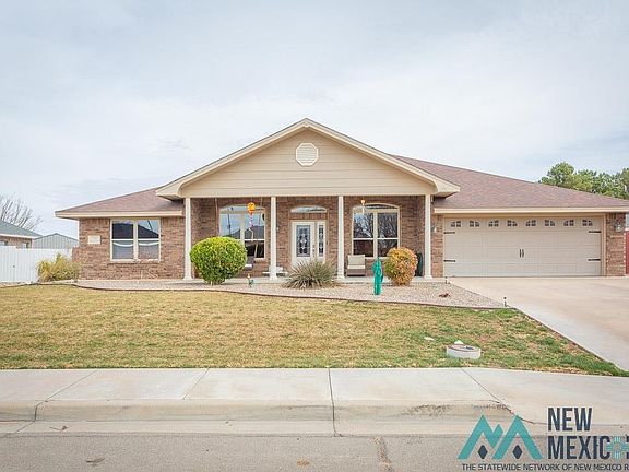 2nd image of 205 Pima Dr