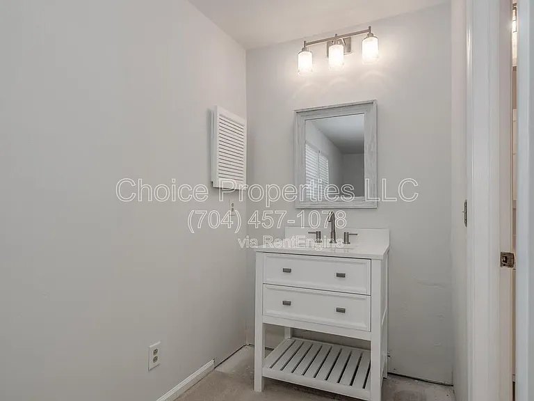 2704 New Hamlin Way — Photo 18