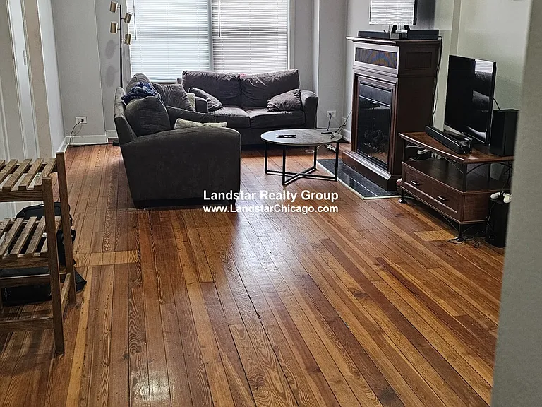 1419 W Grand Ave #1 — Photo 4
