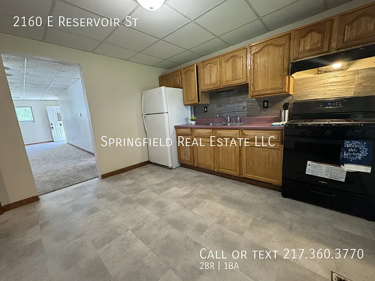 2160 E Reservoir St — Photo 7