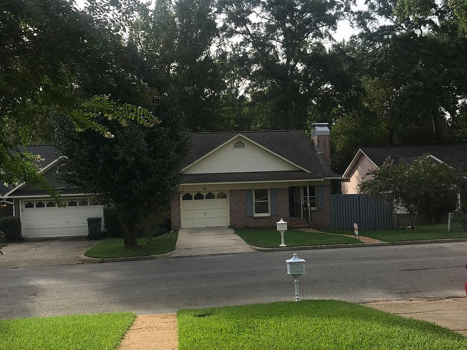 1st image of 114 Woodcreek Dr