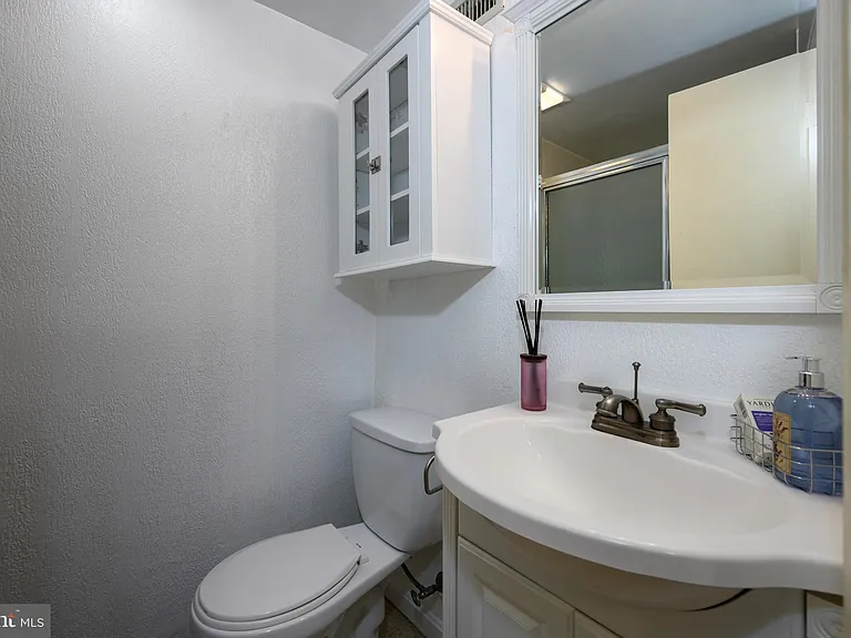 6728 Sulky Ln — Photo 46