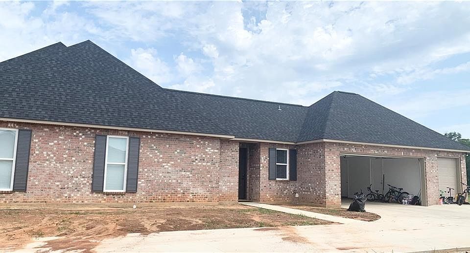 2nd image of 516 Le Bayou Dr