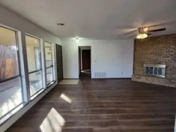 117 Park Pl, Midwest City, OK 73110