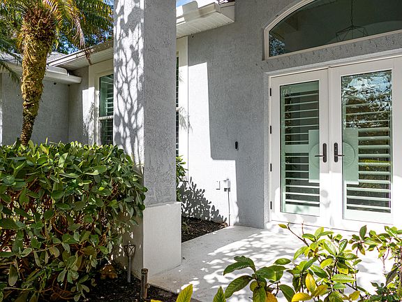 4th image of 7685 SE Pleasant Ridge Court