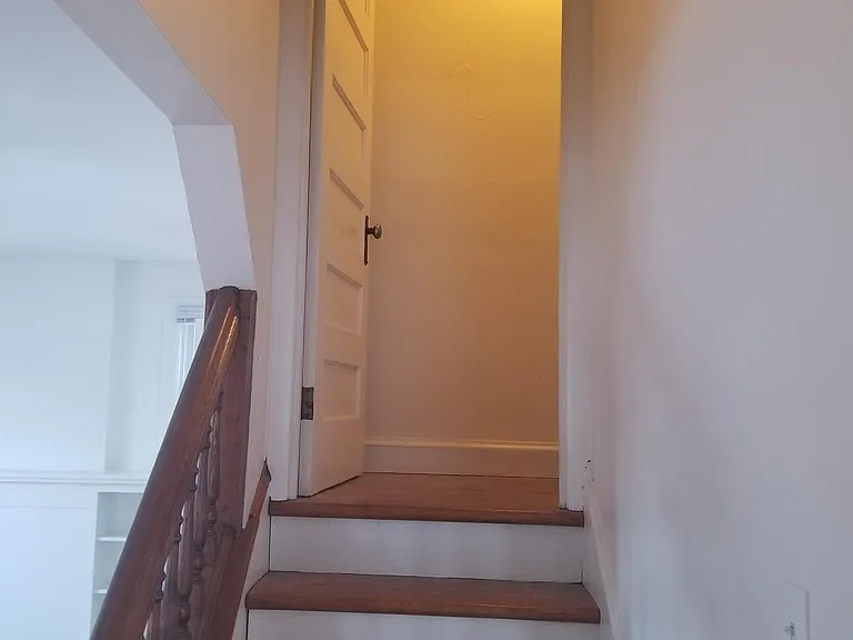 389 Main St #1 — Photo 8