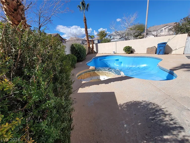 10799 Flame Vine Ct — Photo 12