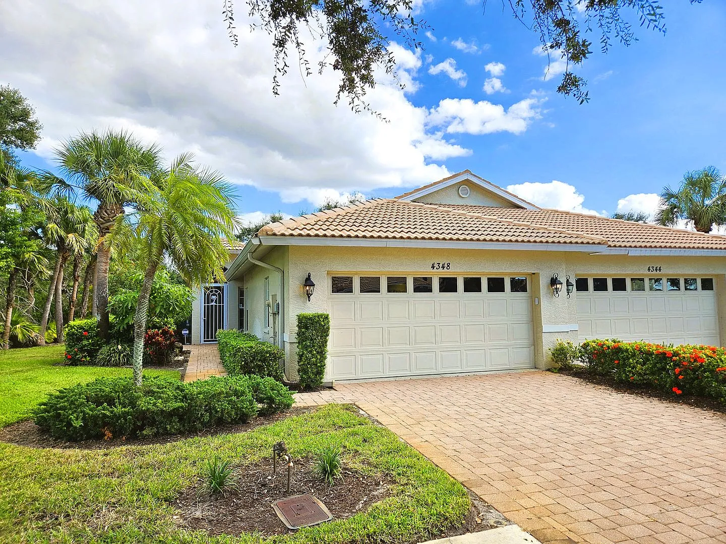 Seasonal Short-Term 2 Bedroom 2 Bathroom with a Bonus Room in the gated community of Venetia! — Photo 1