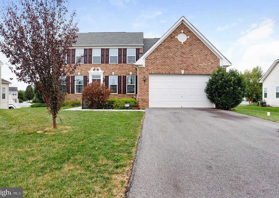 1st image of 18239 Misty Acres Dr