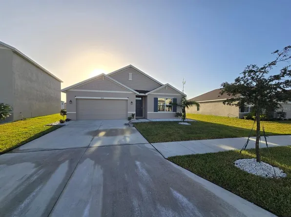 8954 Forge Breeze Loop, Wesley Chapel, FL 33545