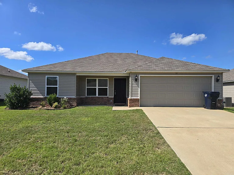 31 Winter Valley Cv — Photo 1
