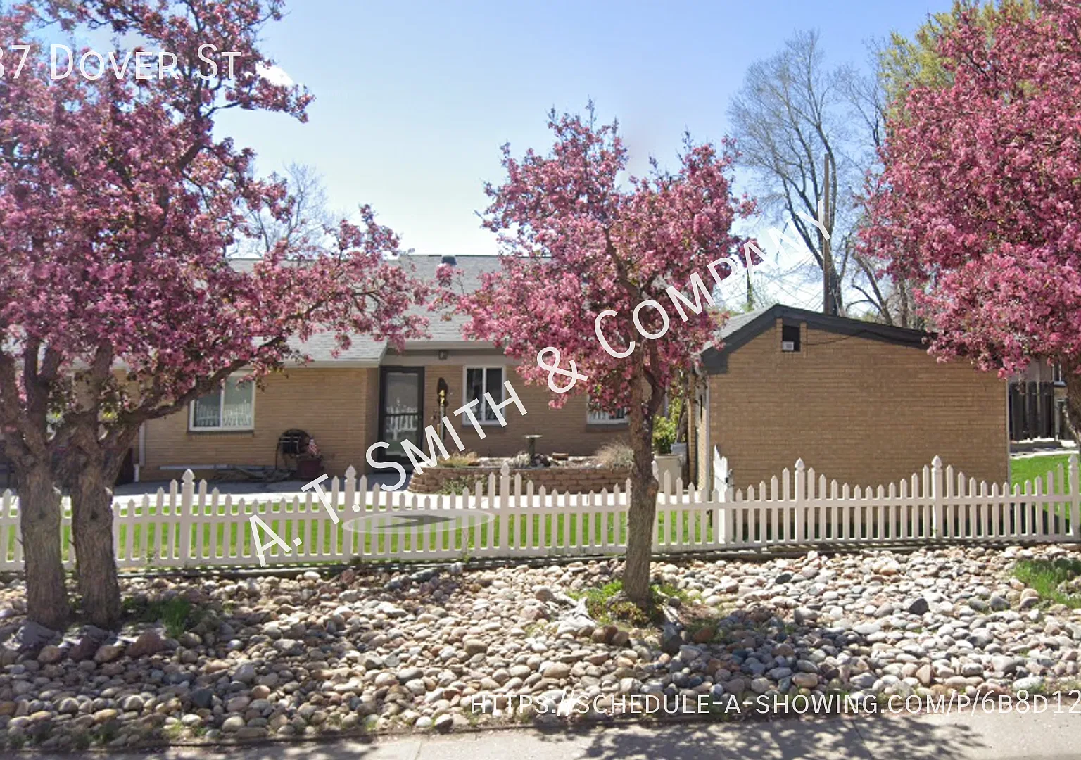 Move-In Special! 1 Month Free Rent! . . . Wheat Ridge 2 Bedroom Duplex - Available Now ! ! — Photo 1