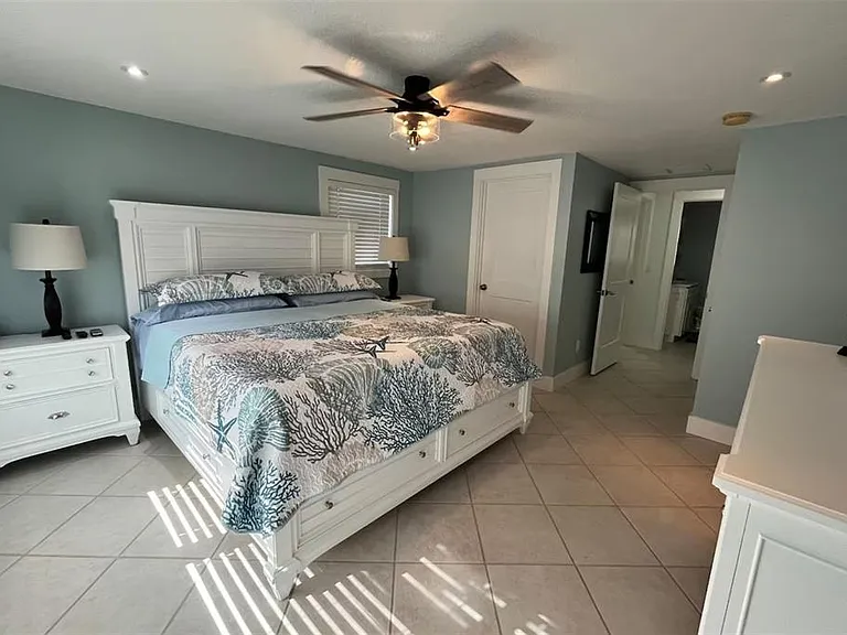 345 Avenida Leona — Photo 23