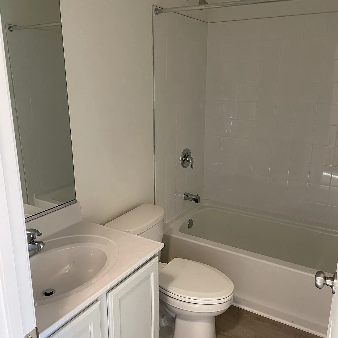 3 bed, 2.5 bath, 1840 sqft, $2,850 — Photo 4