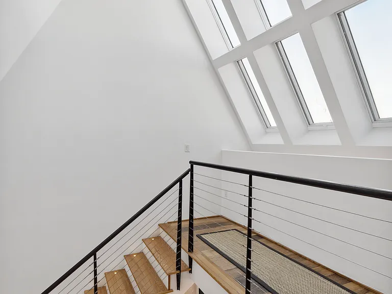 10 Anchor St — Photo 16