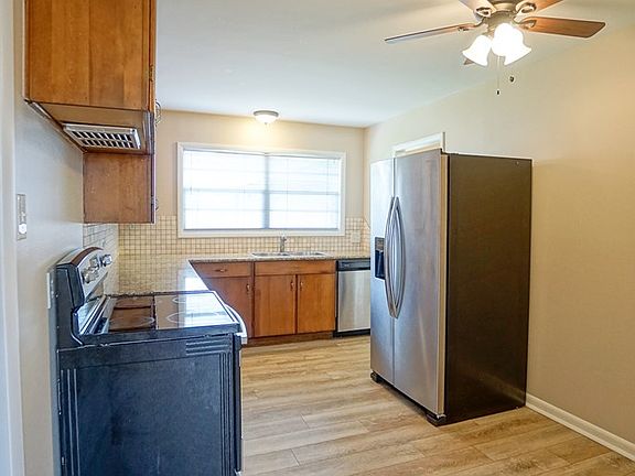5th image of 3519 W Michigan Ave