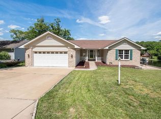 17 Independence Ave, De Soto, MO 63020