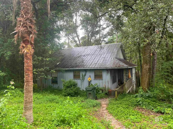 18890 Highland Dr, Fairhope, AL 36532