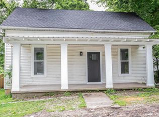 305 E Washington St, Chandler, IN
