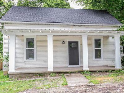305 E Washington St, Chandler, IN, 47610