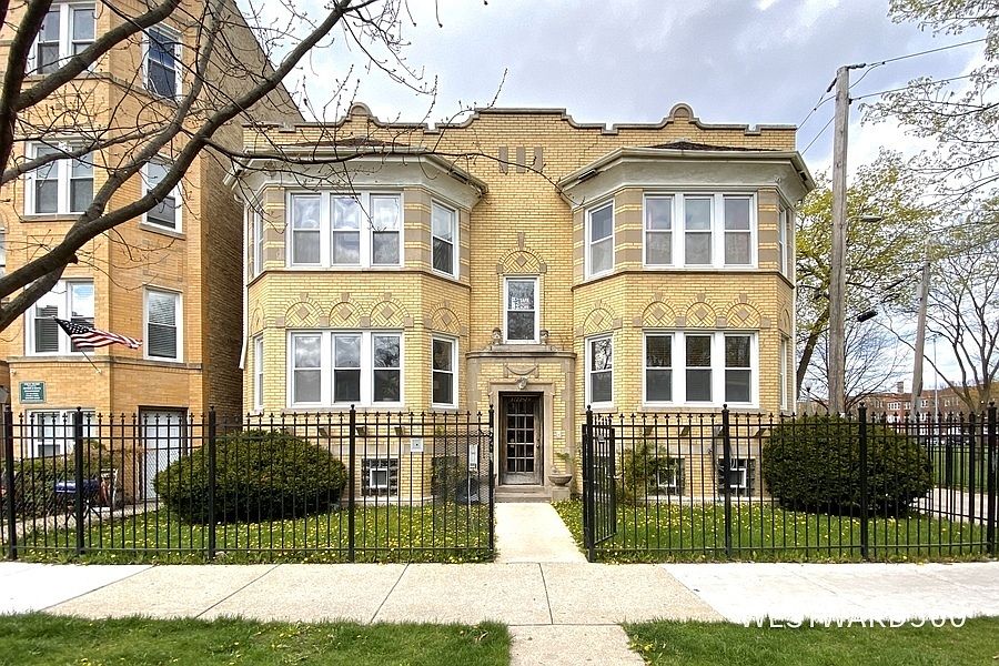 1st image of 3722 W Wilson Ave