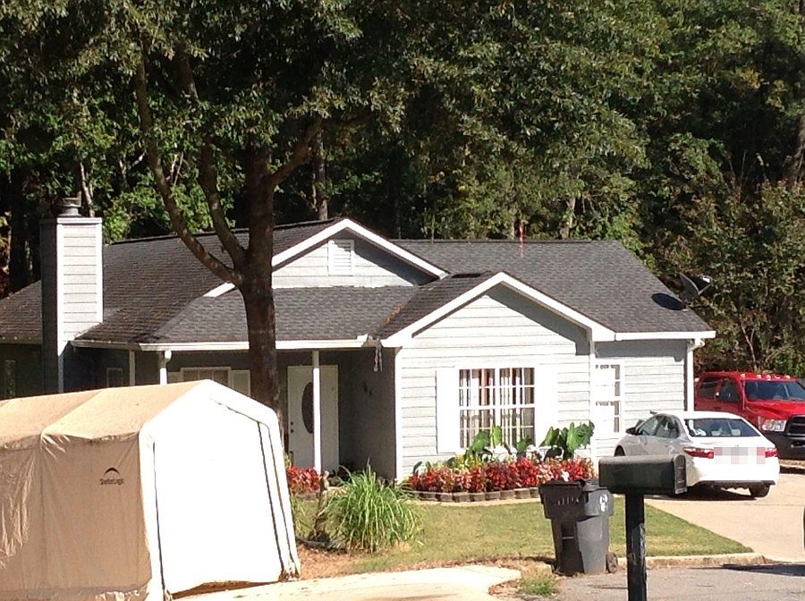 2nd image of 810 Cainbridge Dr