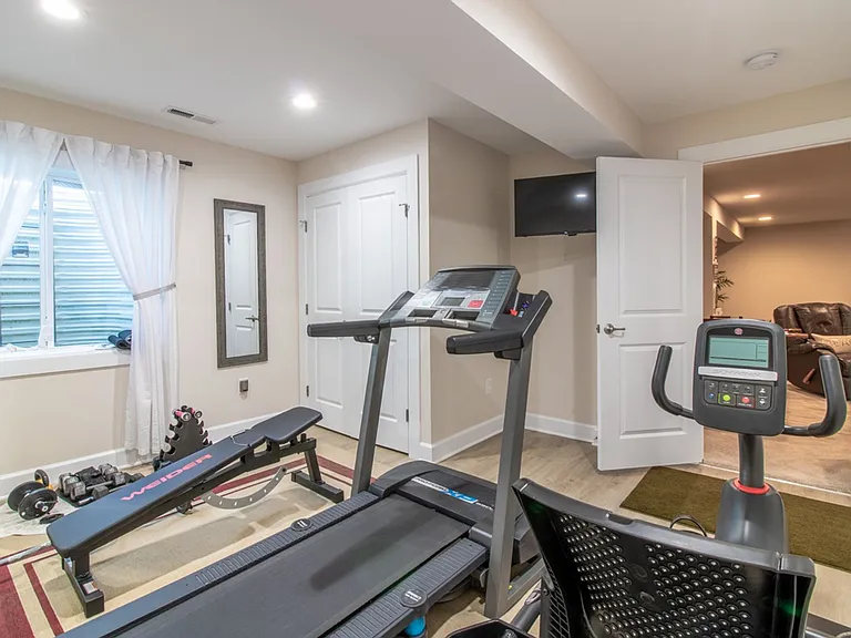 31832 Carmine Dr — Photo 33