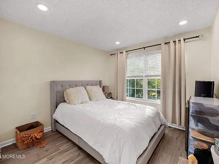 41 Tall Oaks Ct — Photo 40