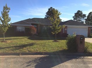8281 Onich Dr, Navarre, FL 32566