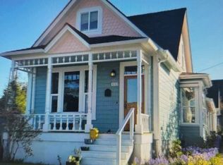 335 Columbia St, Cathlamet, WA 98612