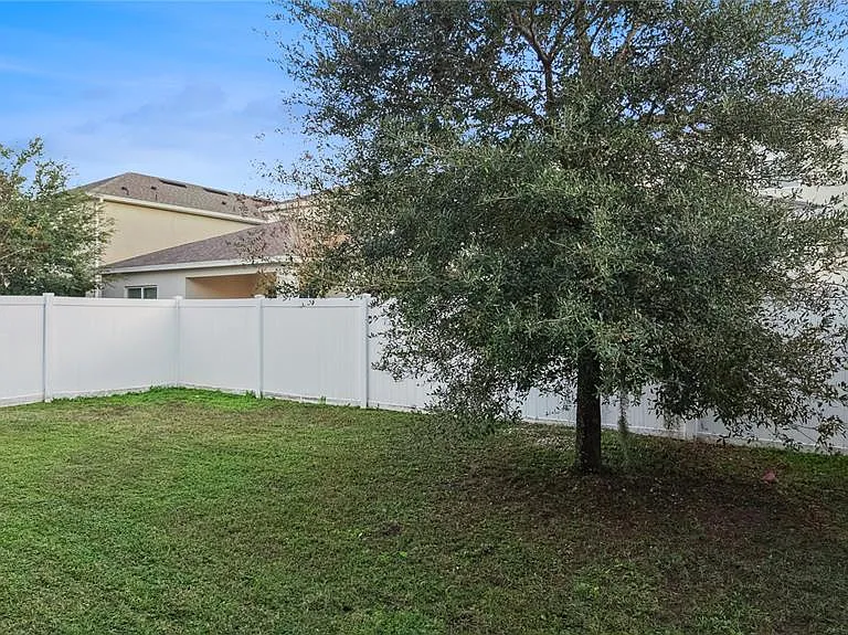2264 Emerald Springs Dr — Photo 25