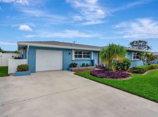 9914 Dahlia Ave, Palm Beach Gardens, FL 33410