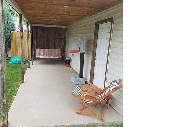 5th image of 398 Tremont Ave