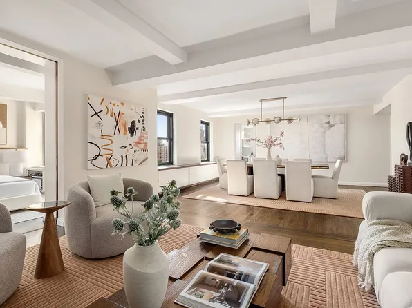 300 W 23rd St APT 13K, New York, NY 10011