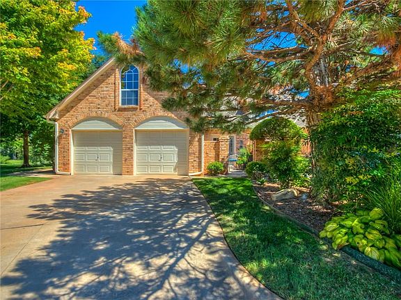 2nd image of 519 Birkdale Dr