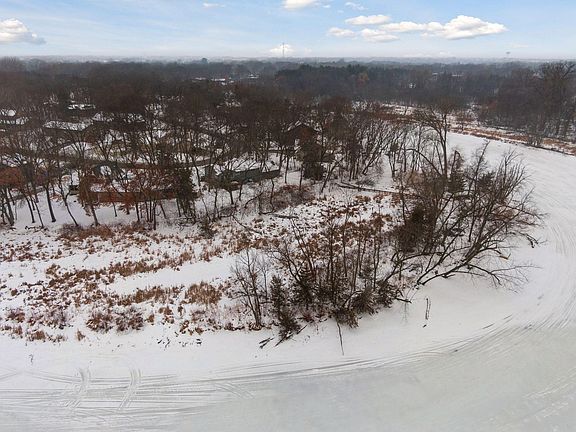 5th image of 3460 Rum River Dr