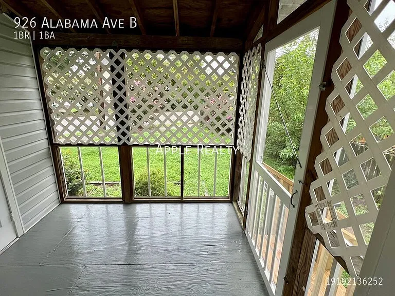 926 Alabama Ave #B — Photo 9