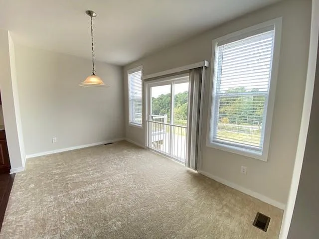 806 Hoopes Ln #180 — Photo 7