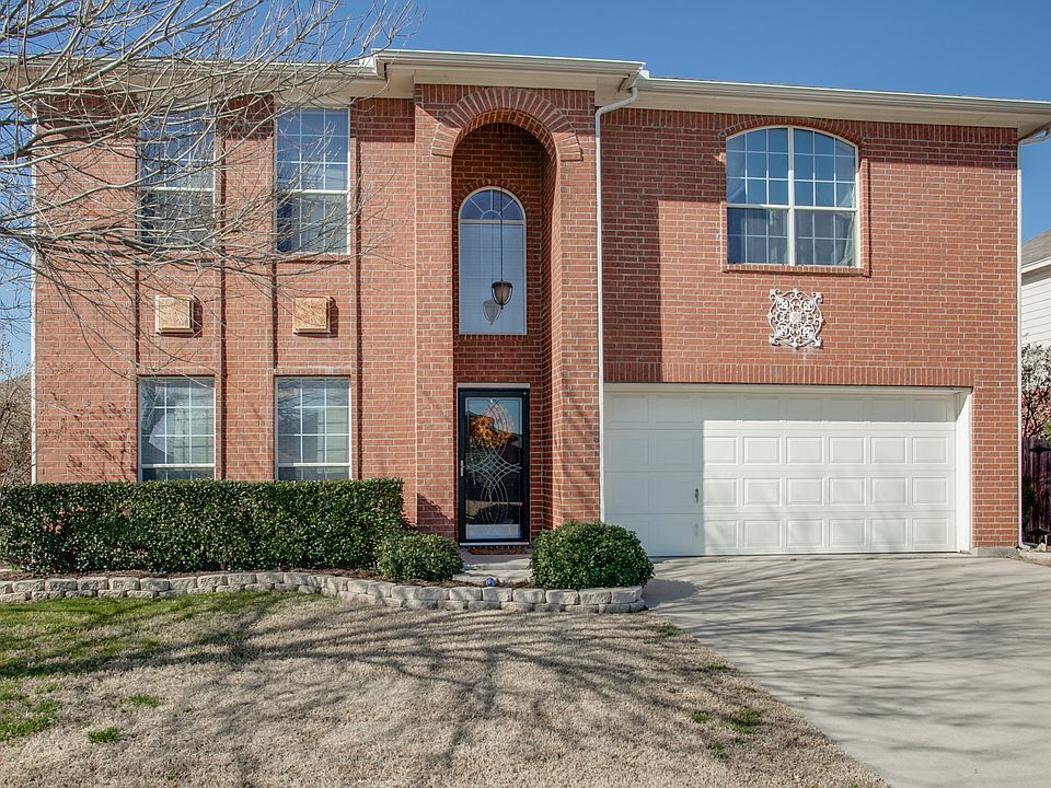 1st image of 317 Willow Vista Dr
