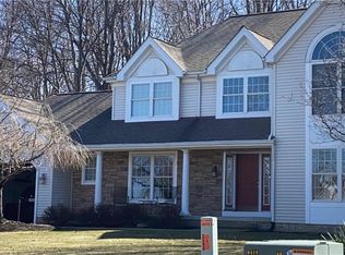 9566 Deer Rdg, Mentor, OH 44060