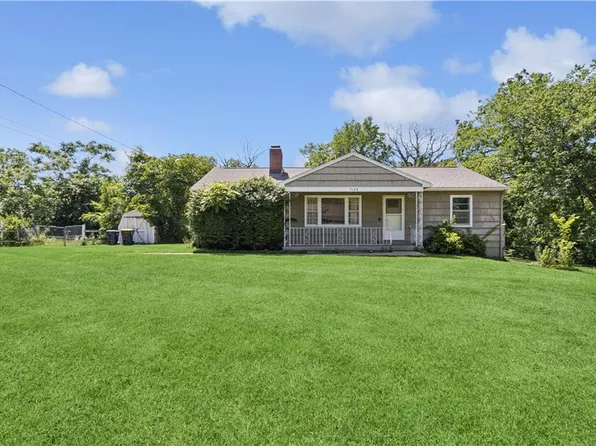 9120 Stubbs Rd, Kansas City, MO 64138