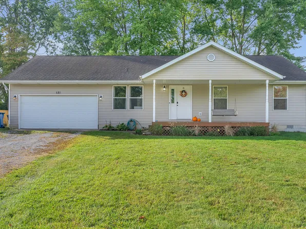 121 E Pine St, Wheatfield, IN 46392