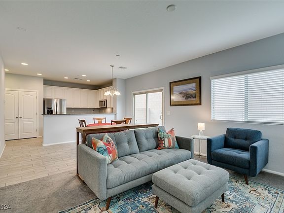 3rd image of 7609 Scarlet Tapestry Ct